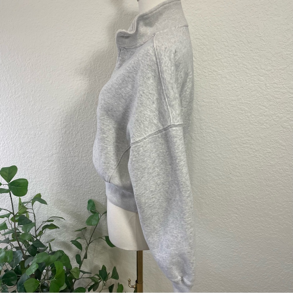 Abercrombie & Fitch Soft A&F Max Essentials Half-Zip Pullover Sweatshirt - Picture 2 of 7